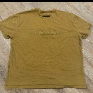 Fear Of God Essentials T-Shirt Amber Size Small